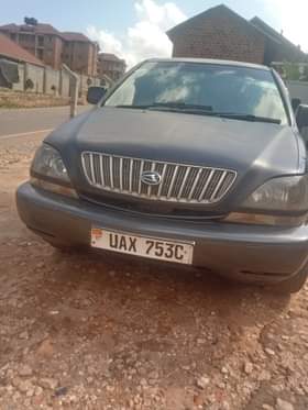 A picture of 9 5mblack 12 8msilver 0705835212