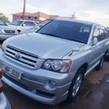 A picture of Toyota Kluger 7 seaters 33m