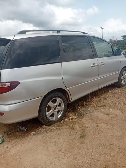 A picture of Toyota previa