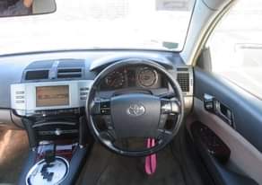 A picture of Valentine s Sale Beforward Stock 2005 TOYOTA MARK X 250G