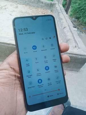 A picture of Samsung a30 gb 64 ram 4 bei 110k