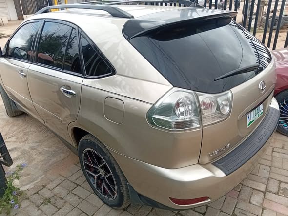 A picture of Lexus RX350 2008
