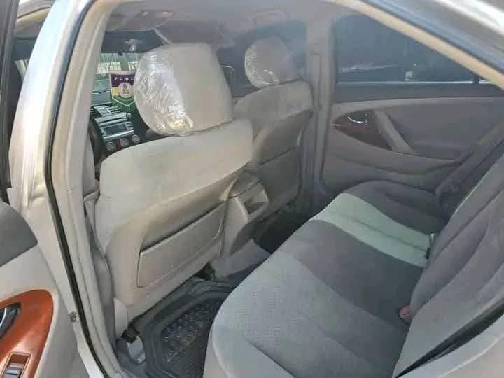 A picture of 2009 Toyota Camry le