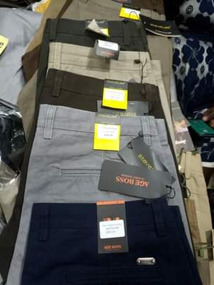 A picture of Kaki trousers