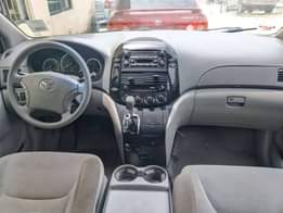 A picture of URGENT SERIOUS BUYERS ONLY Foreign Toyota Camry big daddy Year