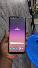 A picture of SAMSUNG GALAXY S8 PLUS SMALL SCRATCH