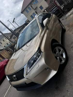A picture of Registered 2010 Lexus RX350 FULL OPTION 