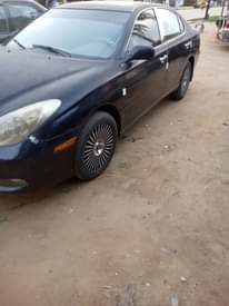 A picture of Es 330 lexus