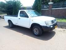 used nissan hardbody