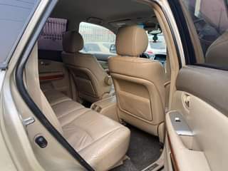 A picture of LEXUS RX330 YEAR 2005