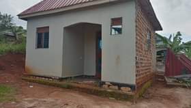 A picture of House on sale 15m with bedroom and sitting room Store