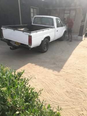 used nissan hardbody