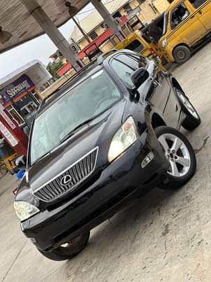 A picture of 2005 Registered Lexus Rx330 available