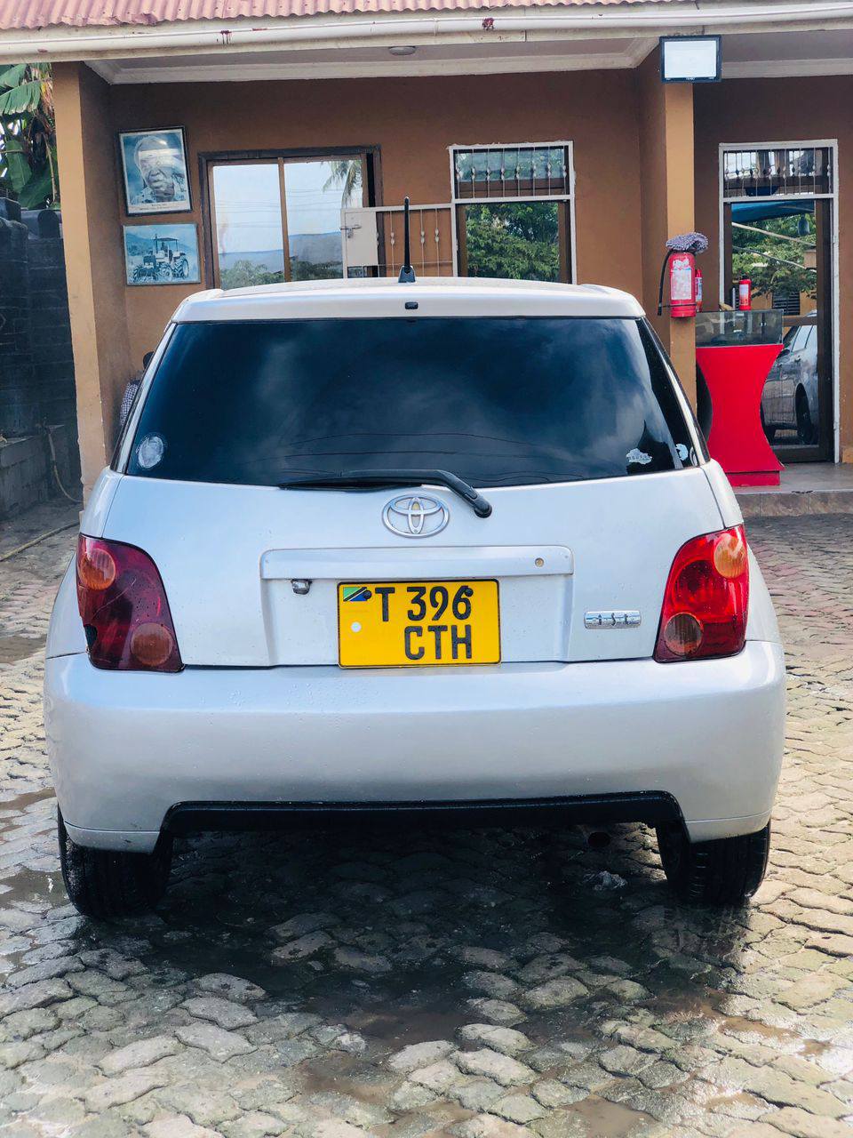 A picture of TOYOTA IST