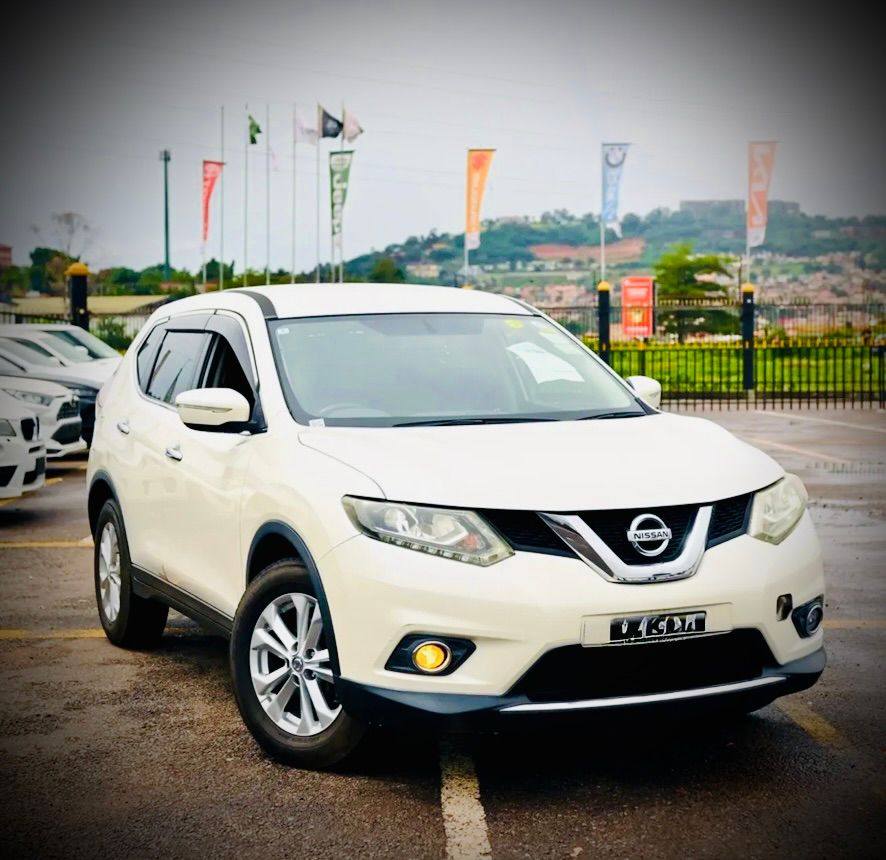 A picture of Nissan X Trail 2014 UGX 53 000 000 Call or