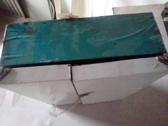A picture of Mirror box