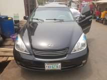 A picture of Lexus Es 330