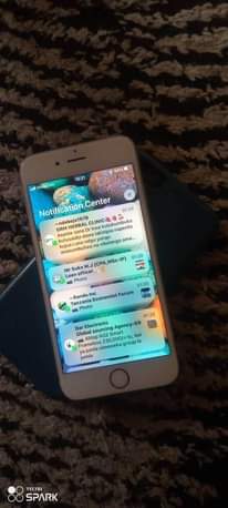 A picture of iphone 6s Gb 128