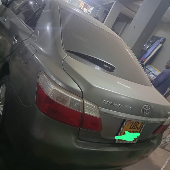 A picture of Toyota premio