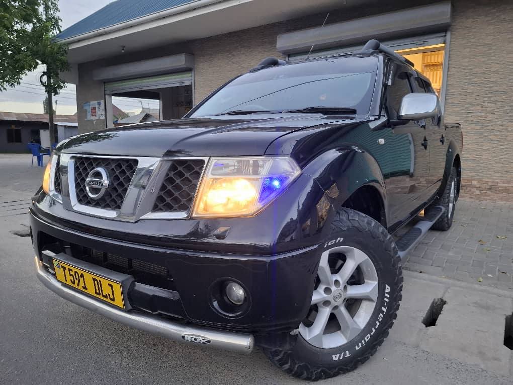 A picture of NISSAN NAVARA HARDBODY BEI MILLION 35 0757455444