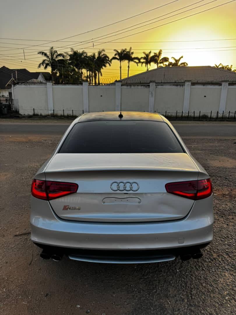 A picture of 2013 Audi RS4
