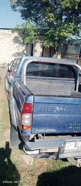 used nissan hardbody