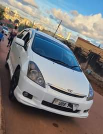 A picture of Toyota wish