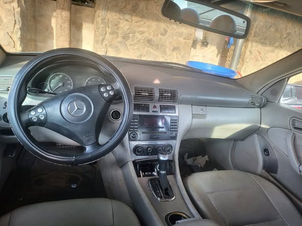 A picture of Super Clean Mercedes Benz 230 last badge 2006 With untempered