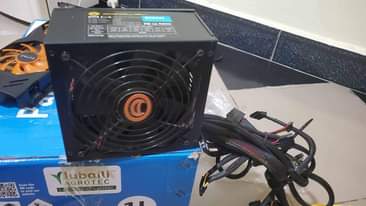 A picture of Graphic card na power supply 800w