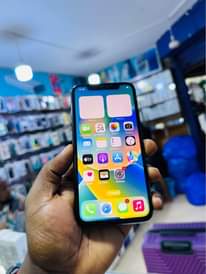 A picture of Iphone X