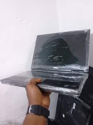 A picture of DELL LATITUDE D 620