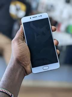 A picture of Vivo X7