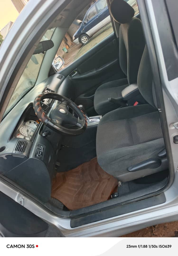 A picture of Toyota Corolla 07