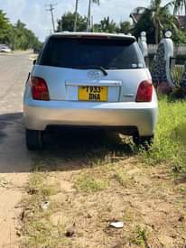 A picture of TOYOTA IST 0755562777