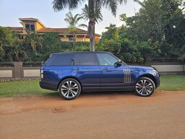 A picture of Range Rover auto biography 0700327795