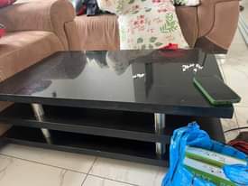 A picture of House hold items for sale
