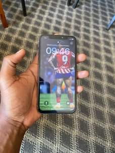 A picture of Iphone X plain