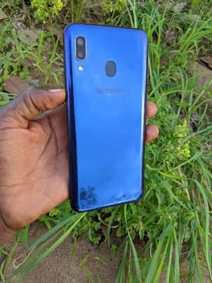 samsung a20