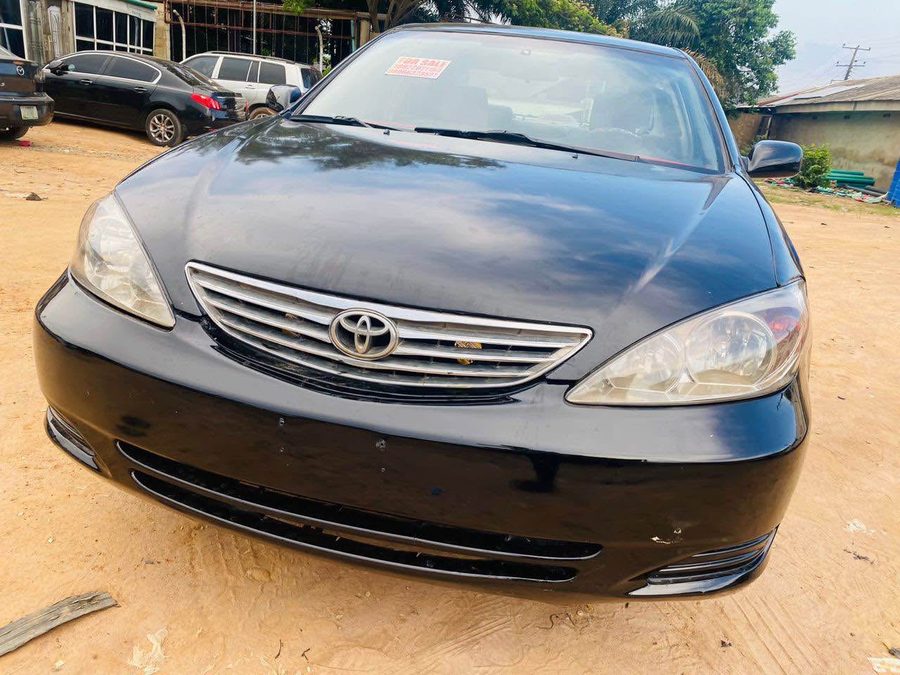 A picture of Toyota Camry 2004