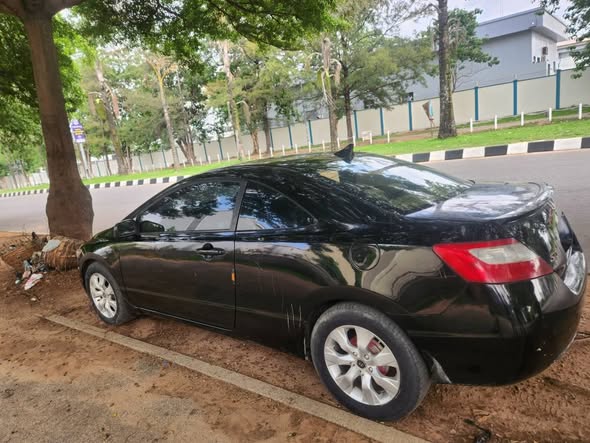 A picture of 2007 Honda civic coupe