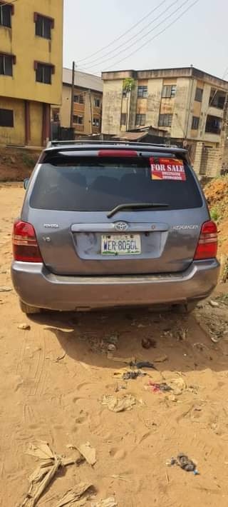 A picture of NEW YEAR SALES 04 Highlander