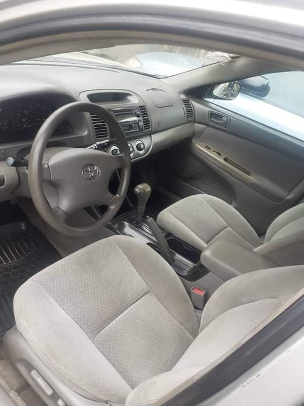 A picture of 99 TOYOTA COROLLA FIRST BODY PAINT Engine and Gearbox OK