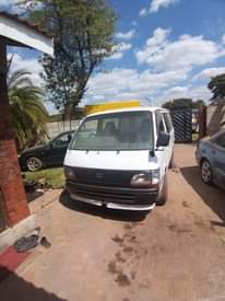 used toyota hiace