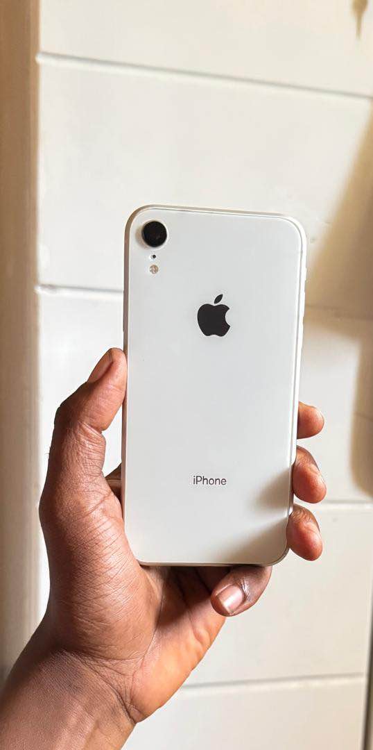 A picture of iPhone XR 64GB