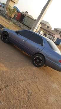 A picture of 2001 Toyota Camry LE