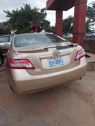 A picture of 2010 Toyota Camry 07038289460