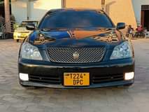 A picture of TOYOTA CROWN ATHLETE