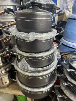 A picture of Dishes