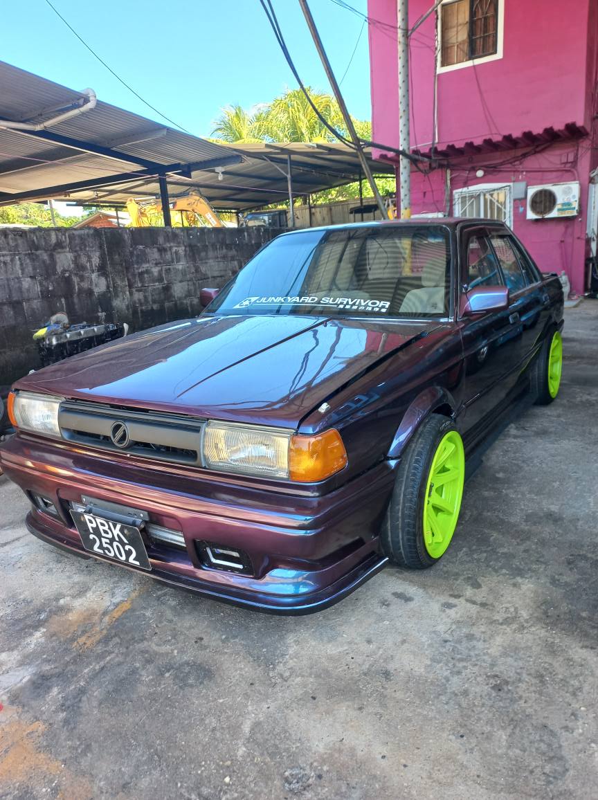 nissan b12