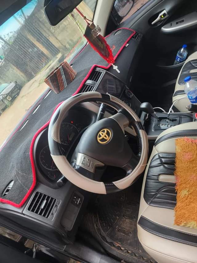 A picture of Toyota corolla